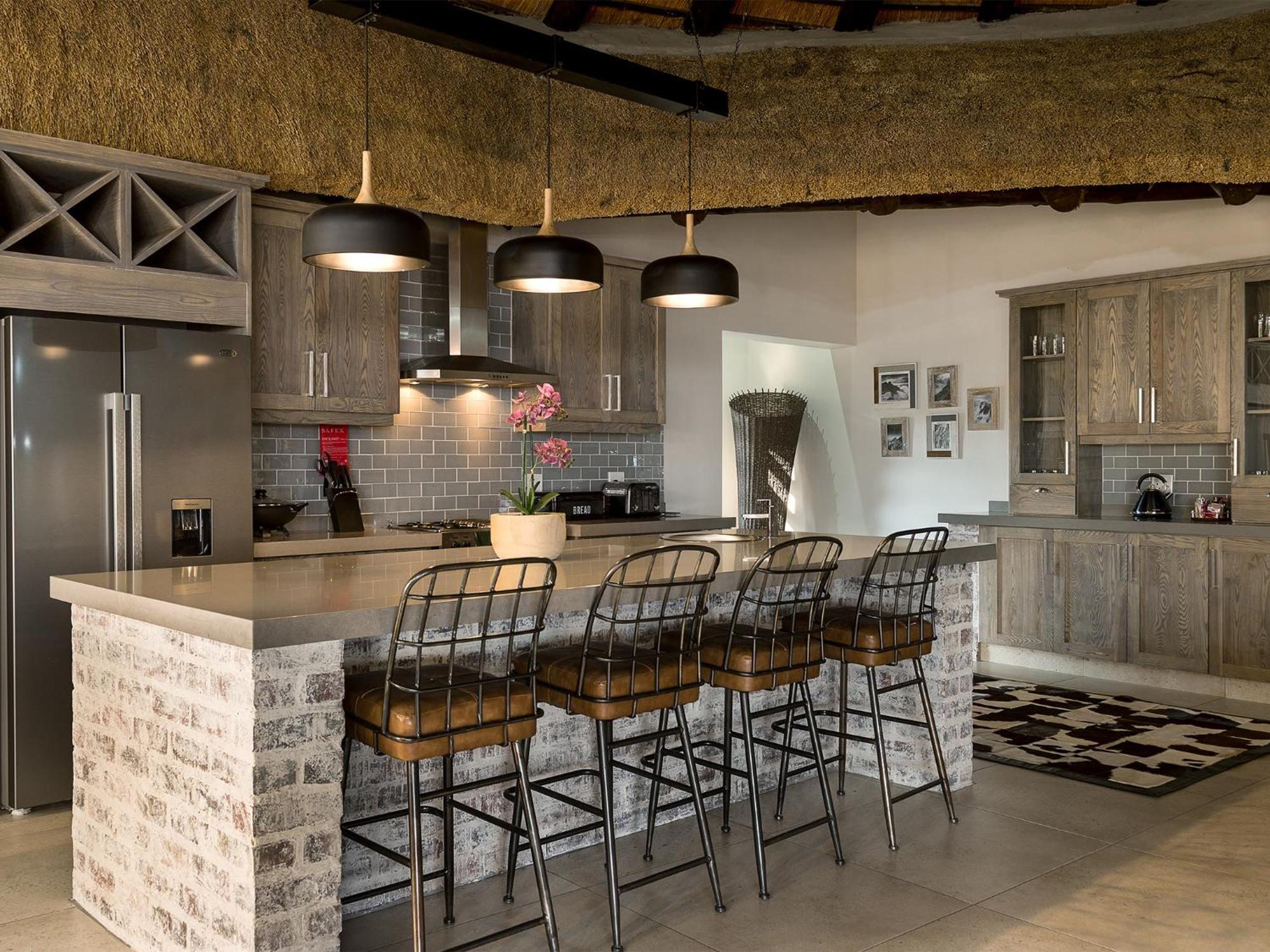 Cayley Mountain Resort Champagne Valley Rum bild